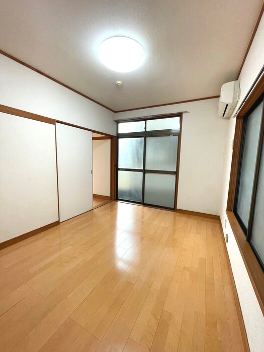 物件内観写真7　(居室)