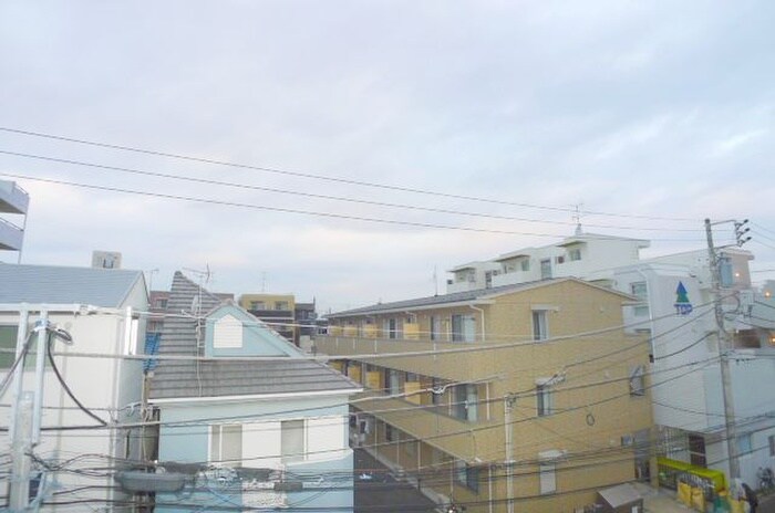 物件内観写真22　(室内からの展望)