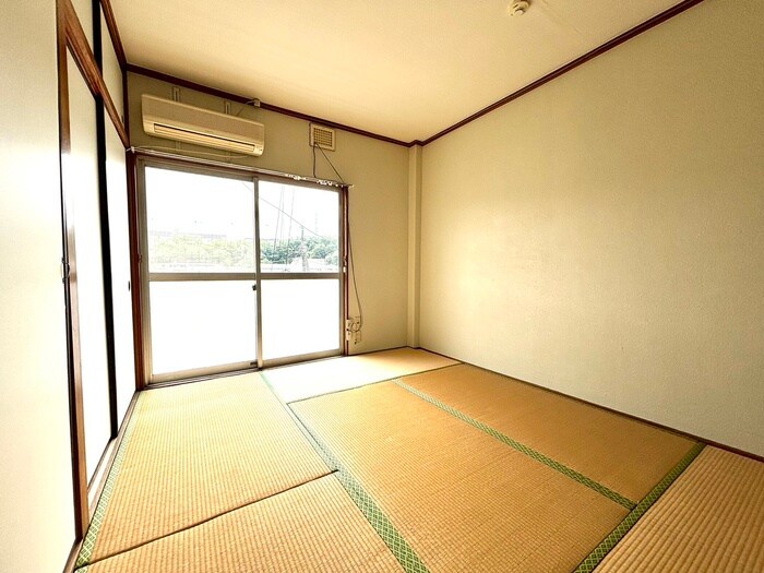 物件内観写真7　(居室)