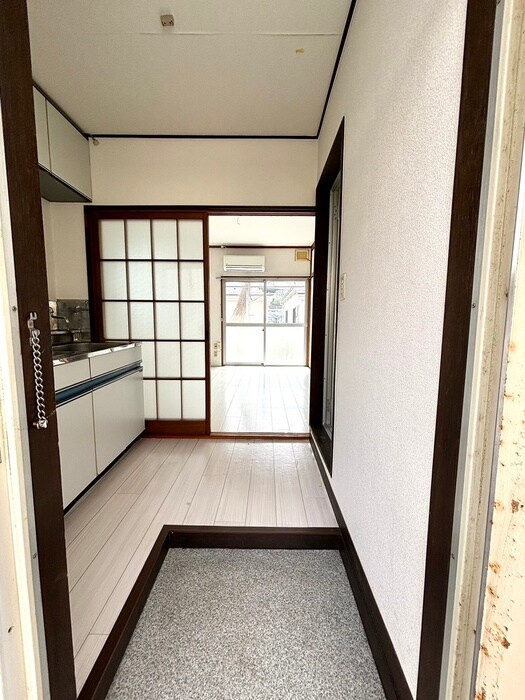 物件内観写真19　(玄関)