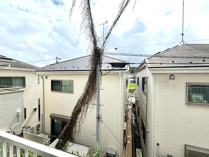 物件内観写真22　(室内からの展望)