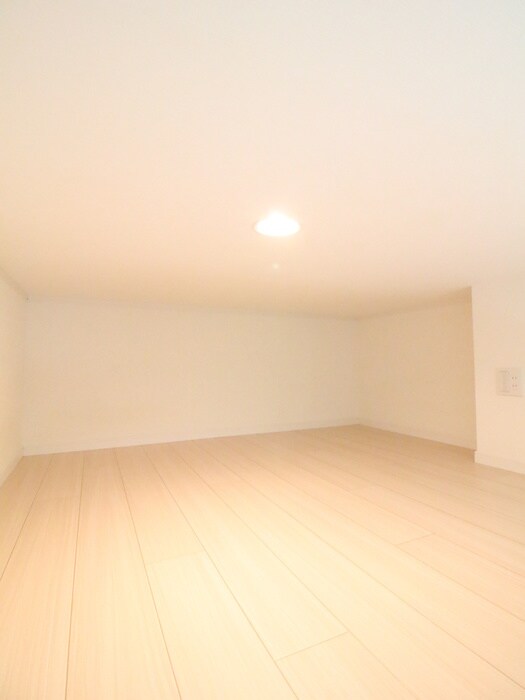 物件内観写真10　(収納)