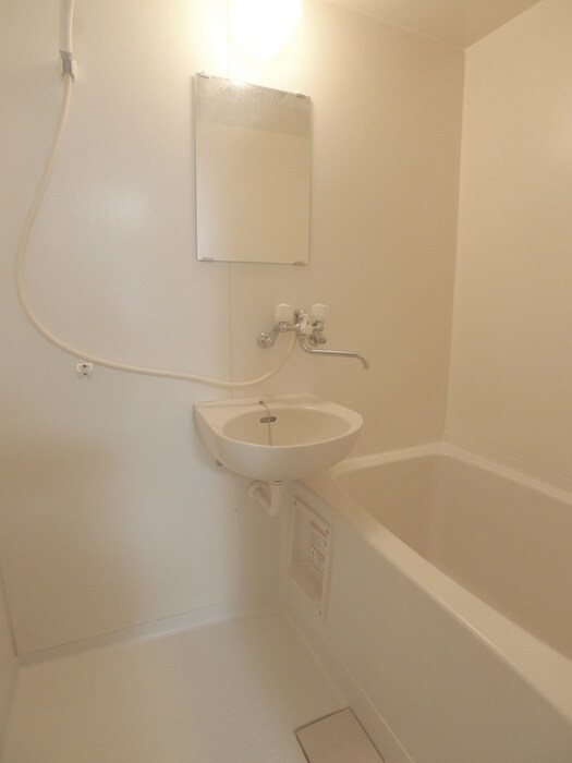 物件内観写真10　(バス／シャワールーム等)