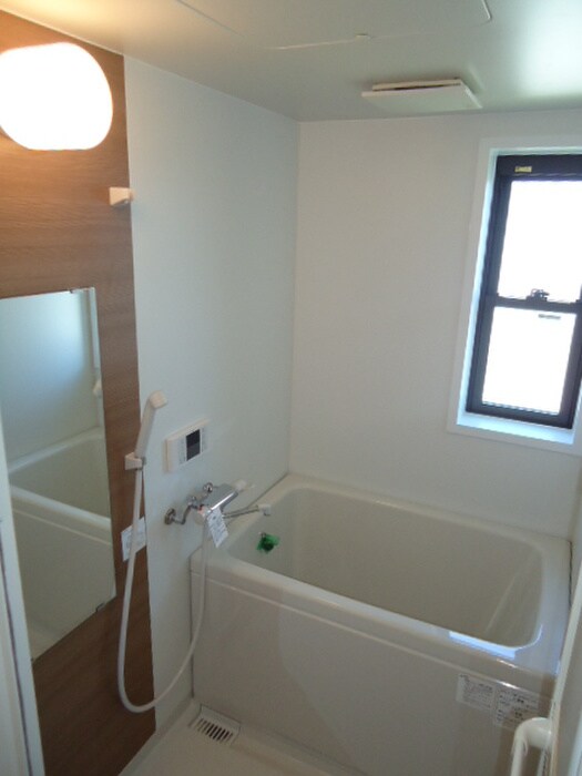 物件内観写真6　(バス／シャワールーム等)
