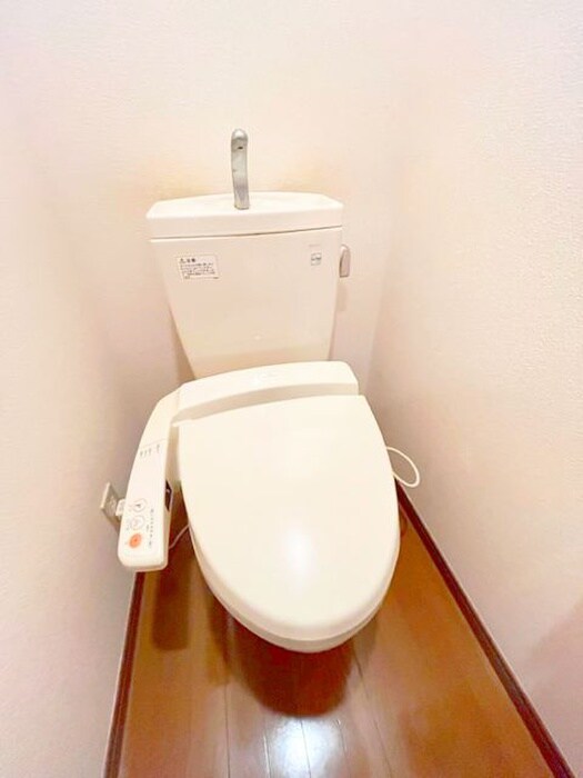 物件内観写真11　(トイレ)