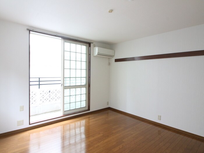 物件内観写真18　(居室)