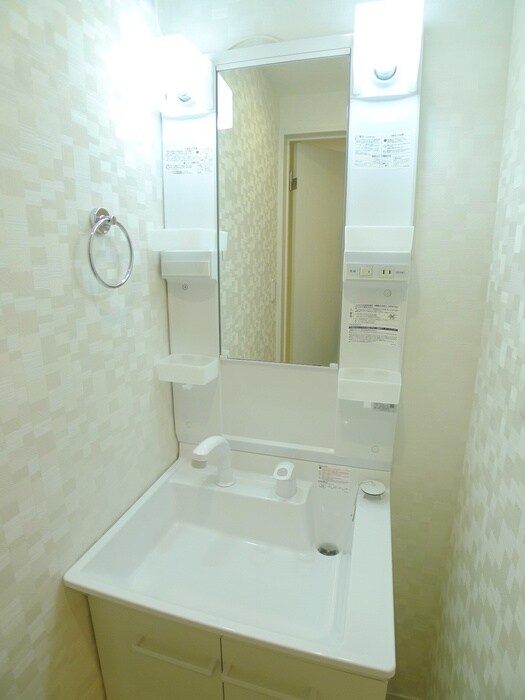 物件内観写真9　(洗面)