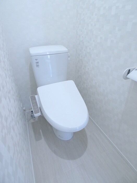 物件内観写真13　(トイレ)