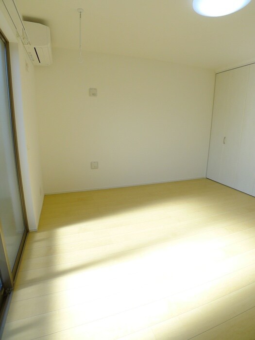 物件内観写真14　(居室)