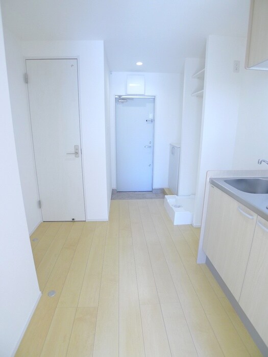 物件内観写真19　(廊下)