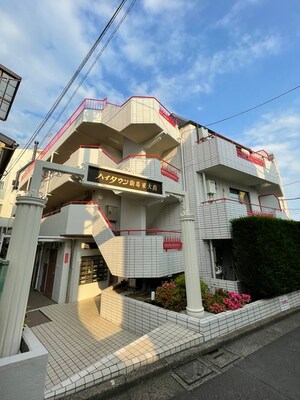 ハイタウン駒場東大前（３０２）外観写真
