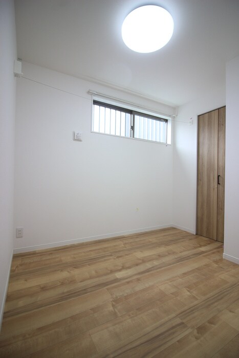 物件内観写真10　(居室)