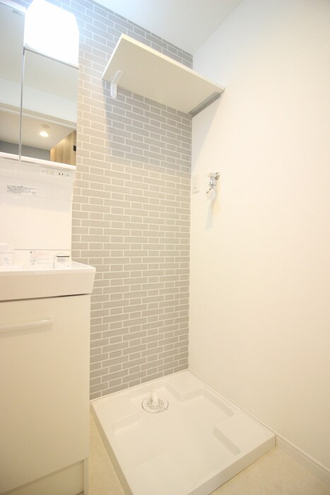 物件内観写真15　(洗濯機置場)