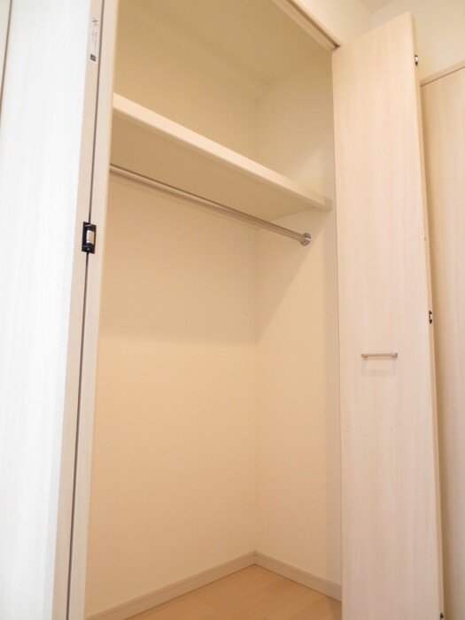 物件内観写真11　(収納)