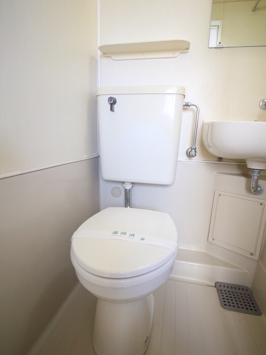 物件内観写真9　(トイレ)