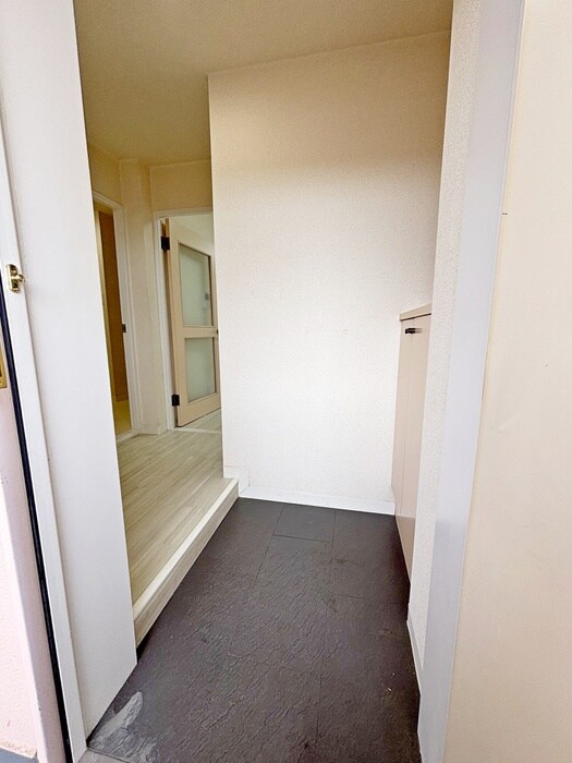 物件内観写真8　(廊下)