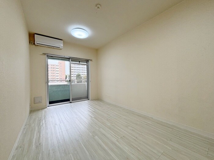 物件内観写真19　(居室)