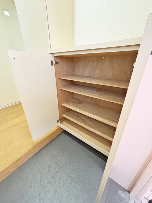 物件内観写真20　(靴箱)