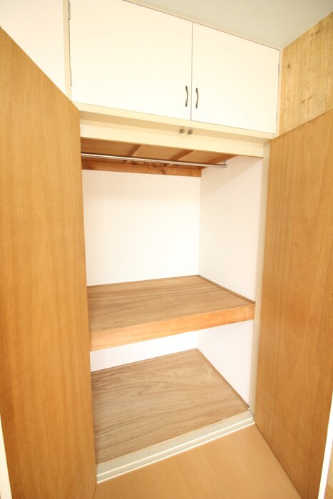 物件内観写真10　(収納)