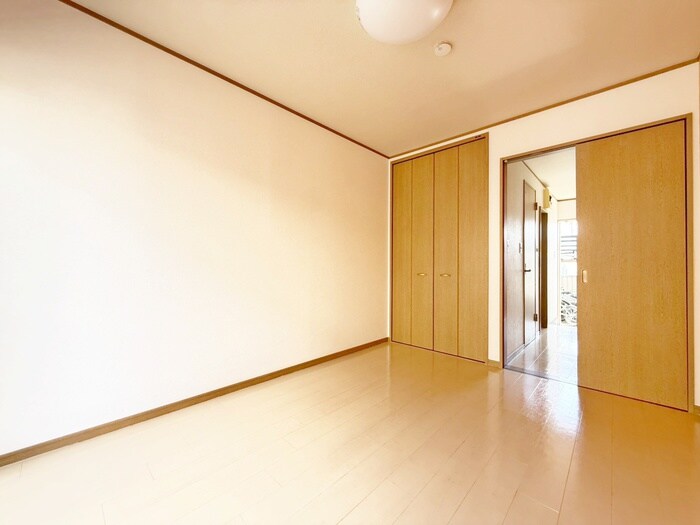 物件内観写真9　(居室)
