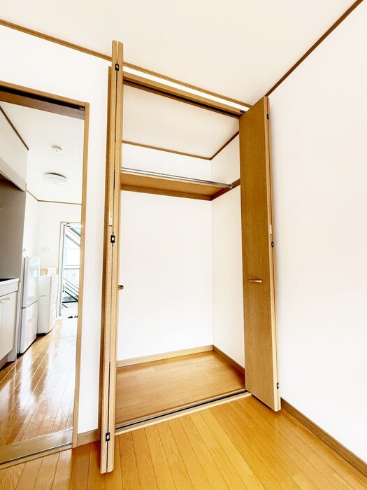 物件内観写真12　(収納)