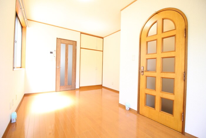 物件内観写真10　(居室)