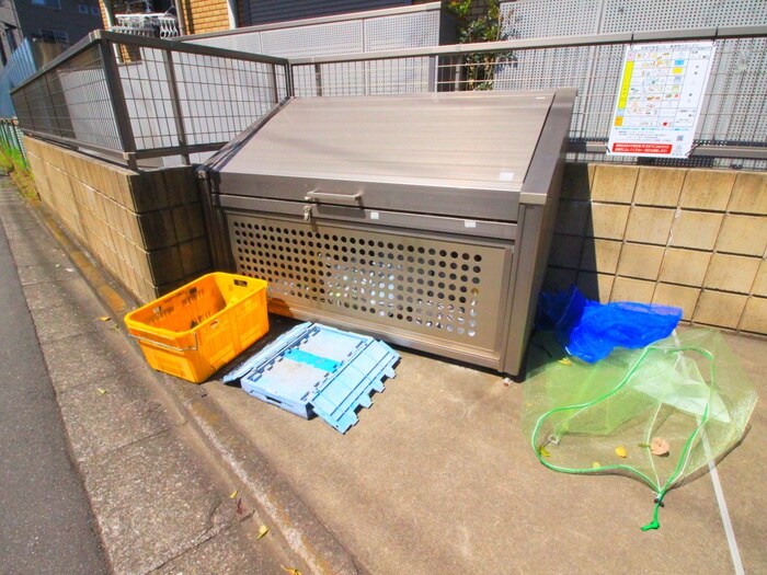 物件外観写真4　(建物設備)