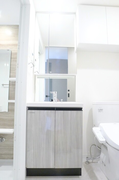 物件内観写真11　(洗面)