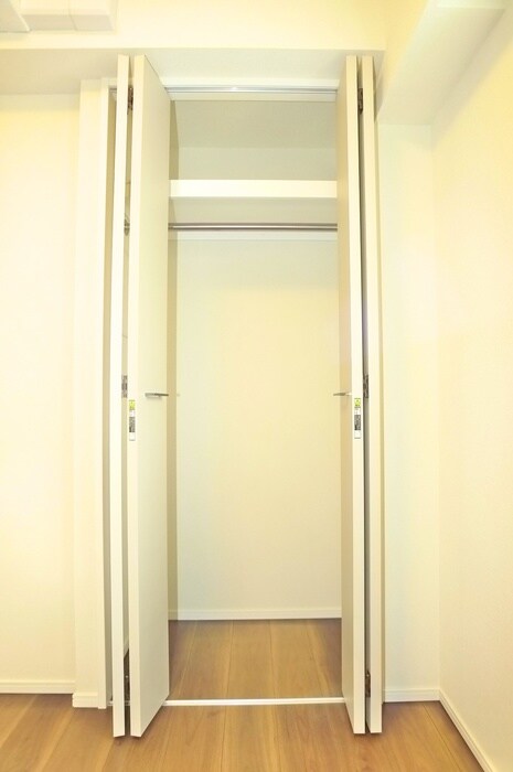 物件内観写真15　(収納)
