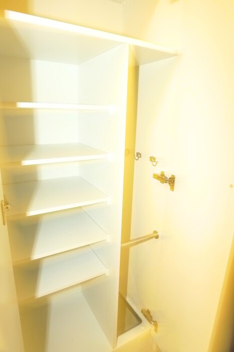 物件内観写真18　(靴箱)