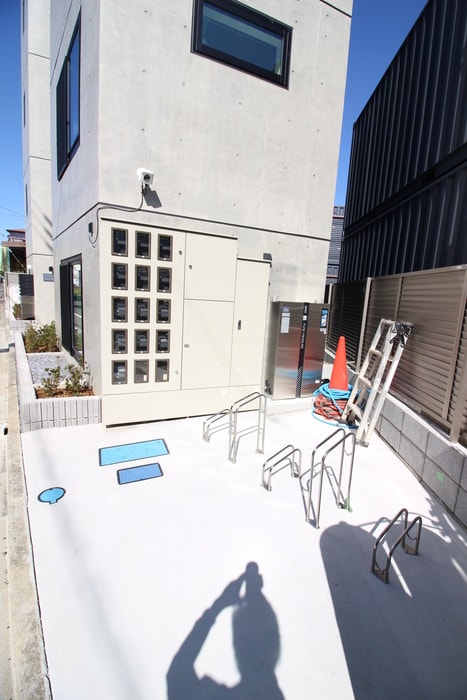 物件外観写真6　(駐輪場)