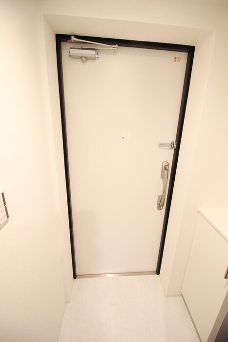 物件内観写真22　(玄関)