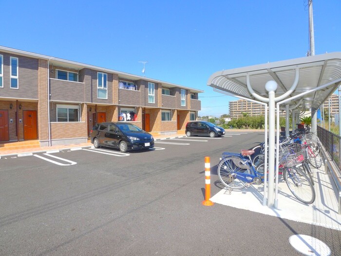 物件外観写真6　(建物設備)