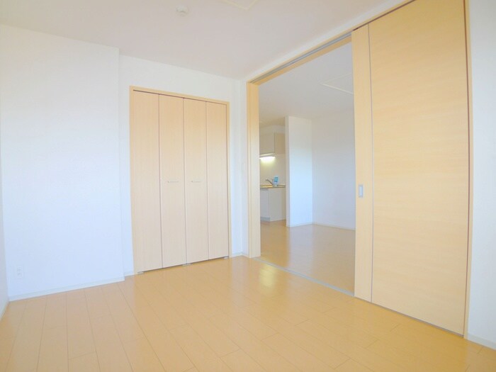 物件内観写真13　(居室)