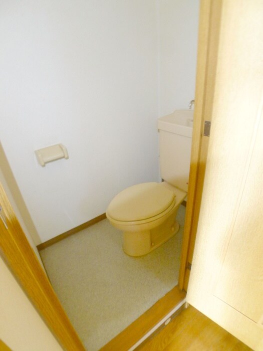 物件内観写真14　(トイレ)