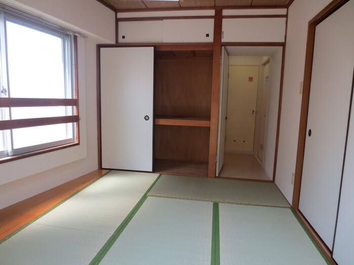 物件内観写真8　(居室)