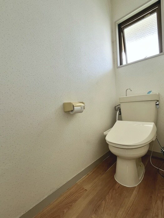 物件内観写真6　(トイレ)
