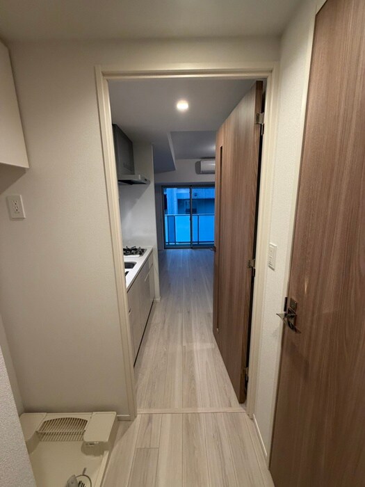 物件内観写真9　(廊下)