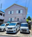 グレージュハウス（左）
