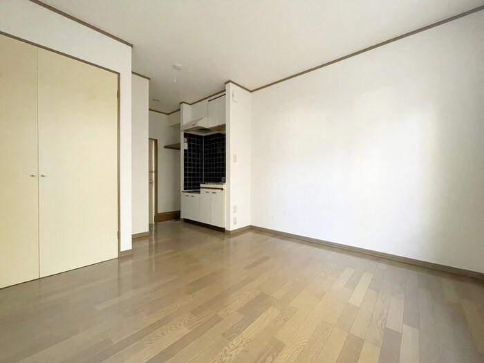 物件内観写真10　(居室)