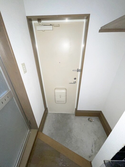 物件内観写真22　(玄関)