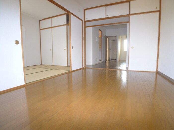 物件内観写真15　(居室)