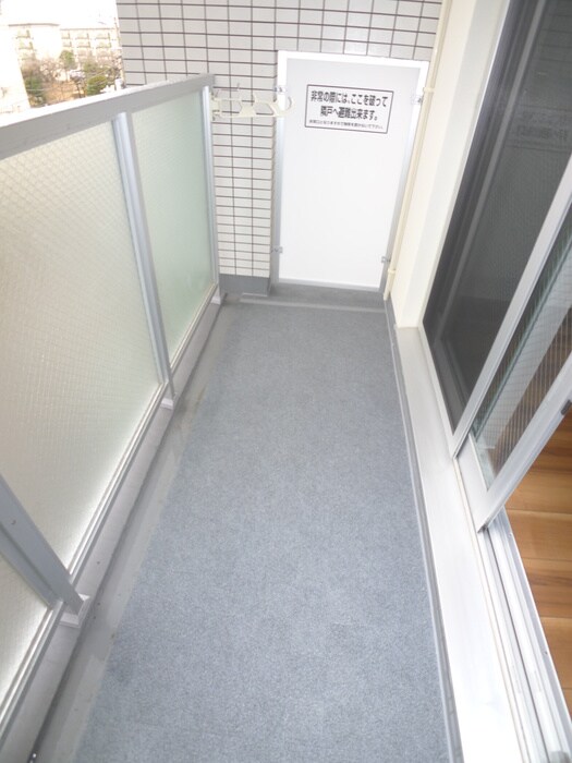 物件内観写真7　(ベランダ・バルコニー)