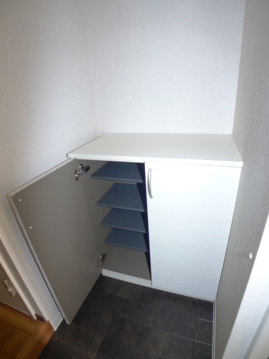 物件内観写真21　(靴箱)