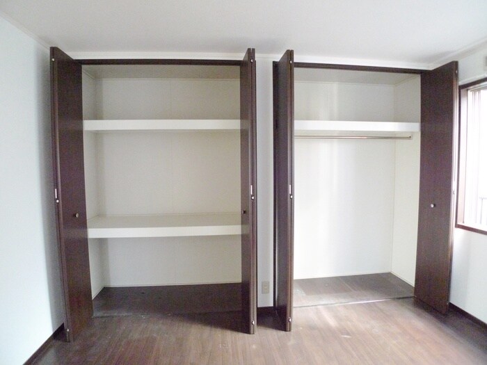 物件内観写真13　(収納)