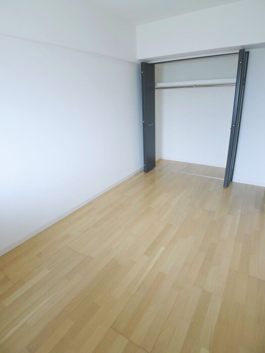 物件内観写真12　(収納)