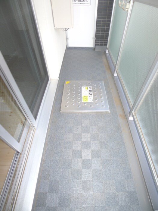 物件内観写真7　(ベランダ・バルコニー)