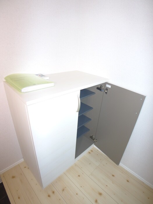 物件内観写真9　(靴箱)