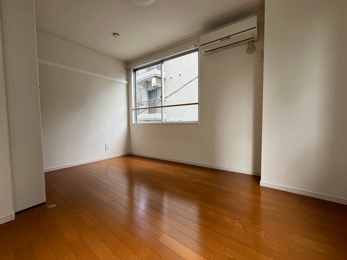 物件内観写真5　(居室)