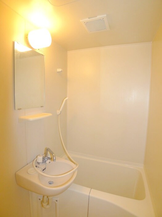 物件内観写真7　(洗面)